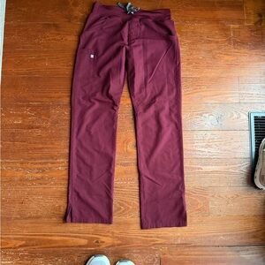 Figs Scrub Pants in Burgundy